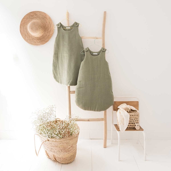 Gigoteuse en gaze vert sauge - Vanille Coton