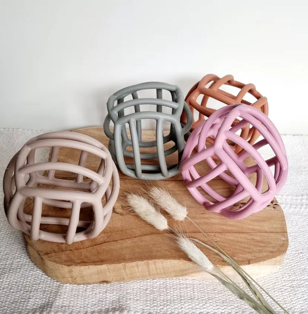 Balle d'éveil en silicone rose - Vanille Coton