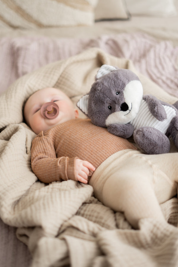 Peluche bruits blancs loup Robin - Vanille Coton